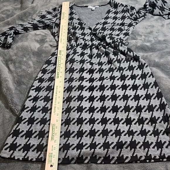 NY Collection Black Gray Houndstooth Long Sleeve Faux Wrap Midi Dress Size XS - Picture 7 of 7